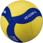 Piłka siatkowa Mikasa VS123W-L w żółto-niebieskim wzorze, z wyraźnym oznaczeniem modelu i logo FIVB.