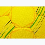 Piłka do piłki ręcznej Select Torneo DB wersja żółta, zbliżenie na fakturę