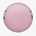 Różowa piłka do siatkówki plażowej Wilson AVP Soft Play, widok z dołu z detalami konstrukcji