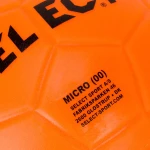Gumowa piłka ręczna Select Soft Kids r.00 zbliżenie na panele