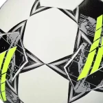 Piłka do nogi rozmiar 3 Select Club DB – lekka i wytrzymała konstrukcja