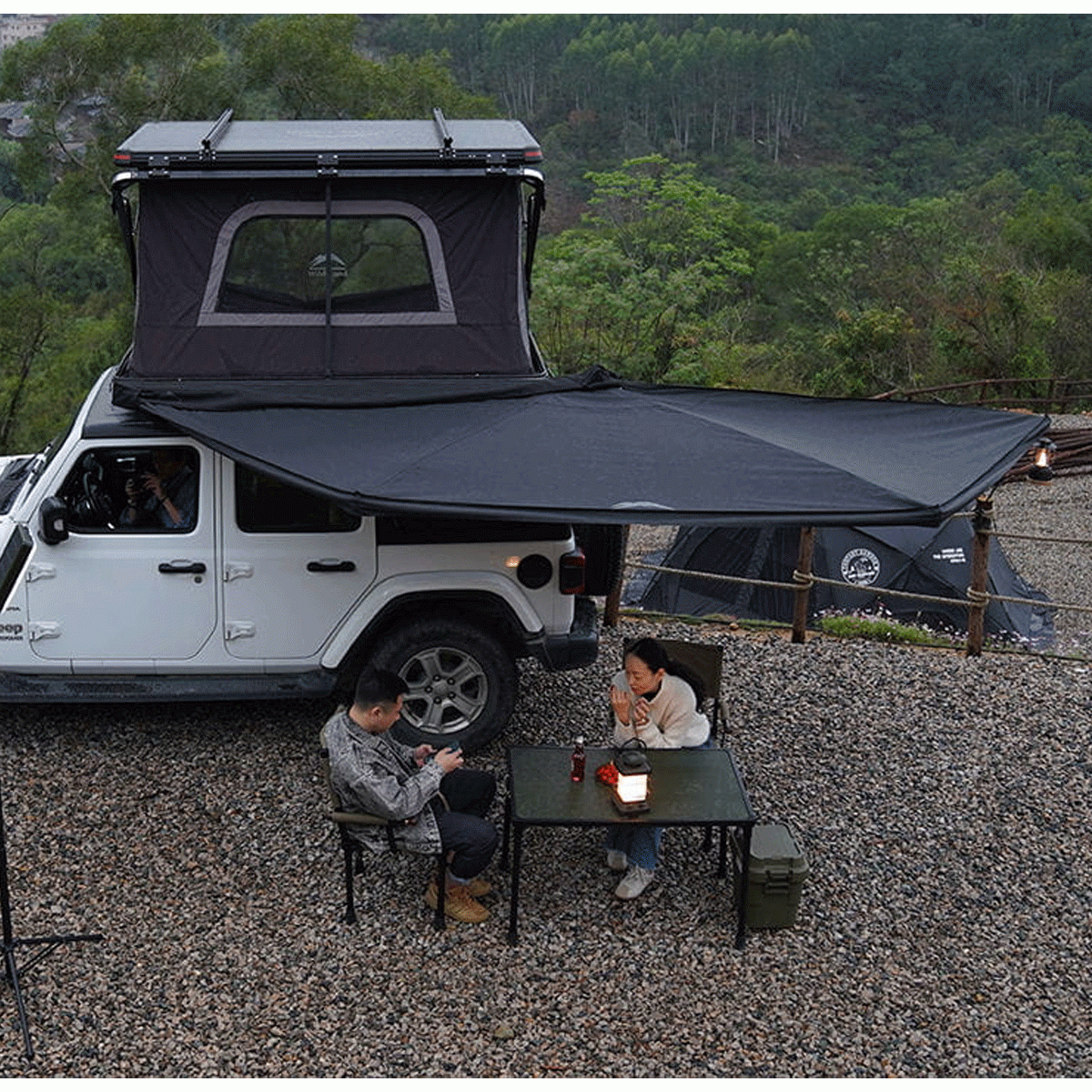 Markiza batwing 180 stopni Wild Land